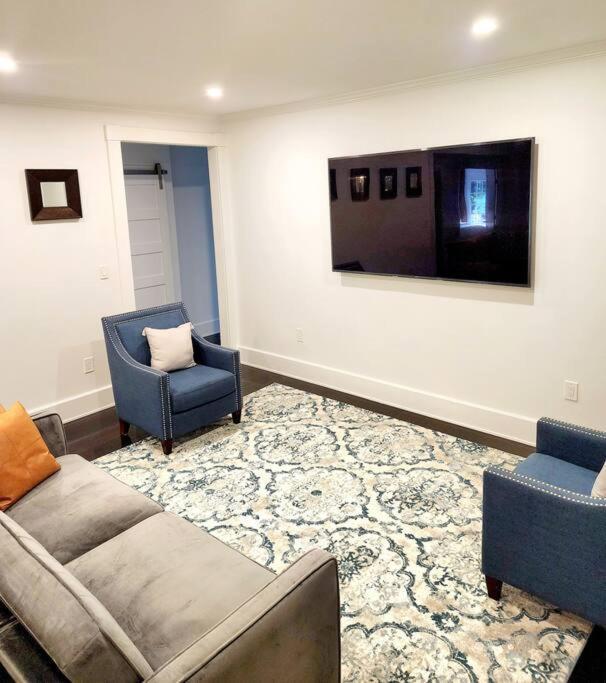 Charming And Comfortable! Medford Εξωτερικό φωτογραφία