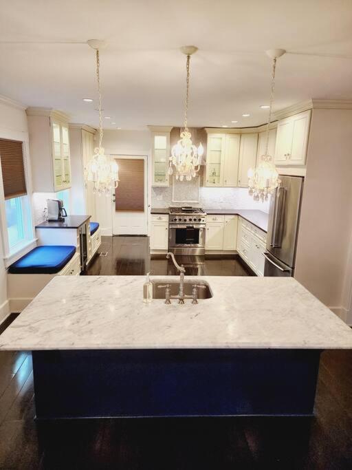 Charming And Comfortable! Medford Εξωτερικό φωτογραφία